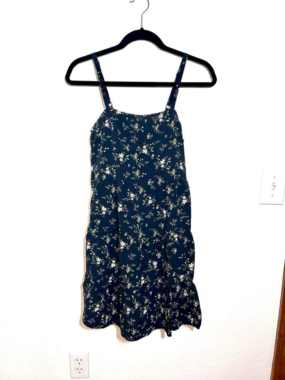 Dark ditsy floral print mini tiered square neck swing retro 90’s cami dress